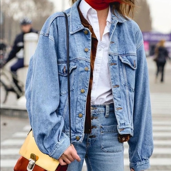 Levi’s Ex-Boyfriend Trucker Jacket - Picture 2 of 6